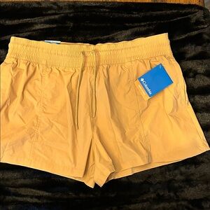 Columbia Light Brown Casual Shorts
